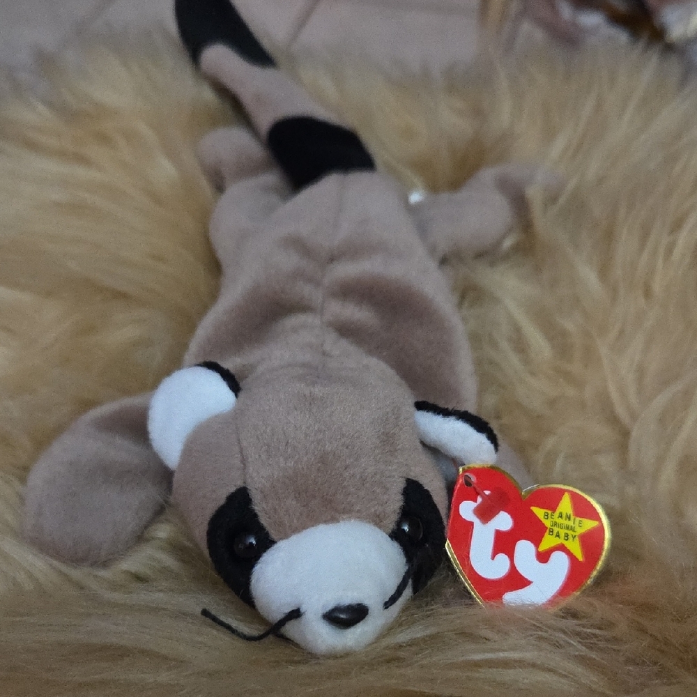 Ty Beanie Baby Raccoon Plush with Brown and Black